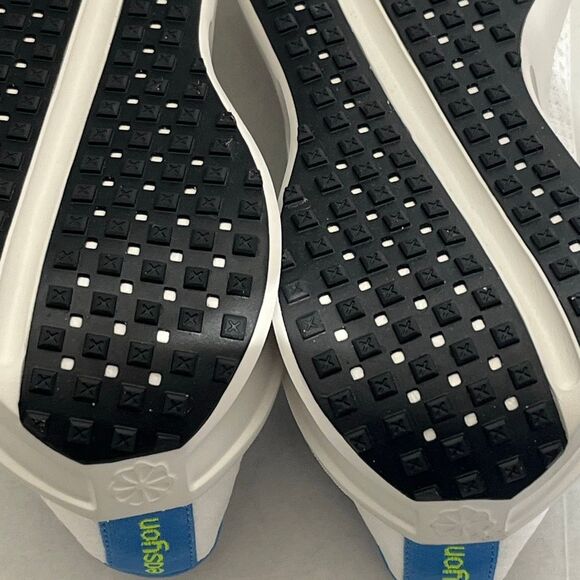 Nike Women's White Blue Interact Run EasyOn Road Running Shoes Size 9 NWT - Picture 13 of 13